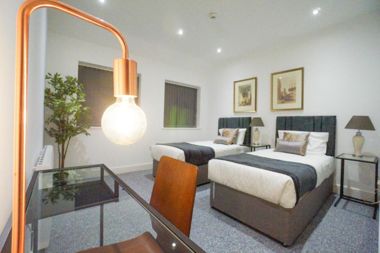 Premium Apartments Thatcham Broadway Екстер'єр фото