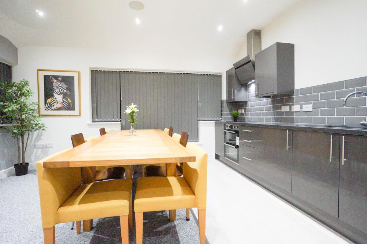 Premium Apartments Thatcham Broadway Екстер'єр фото