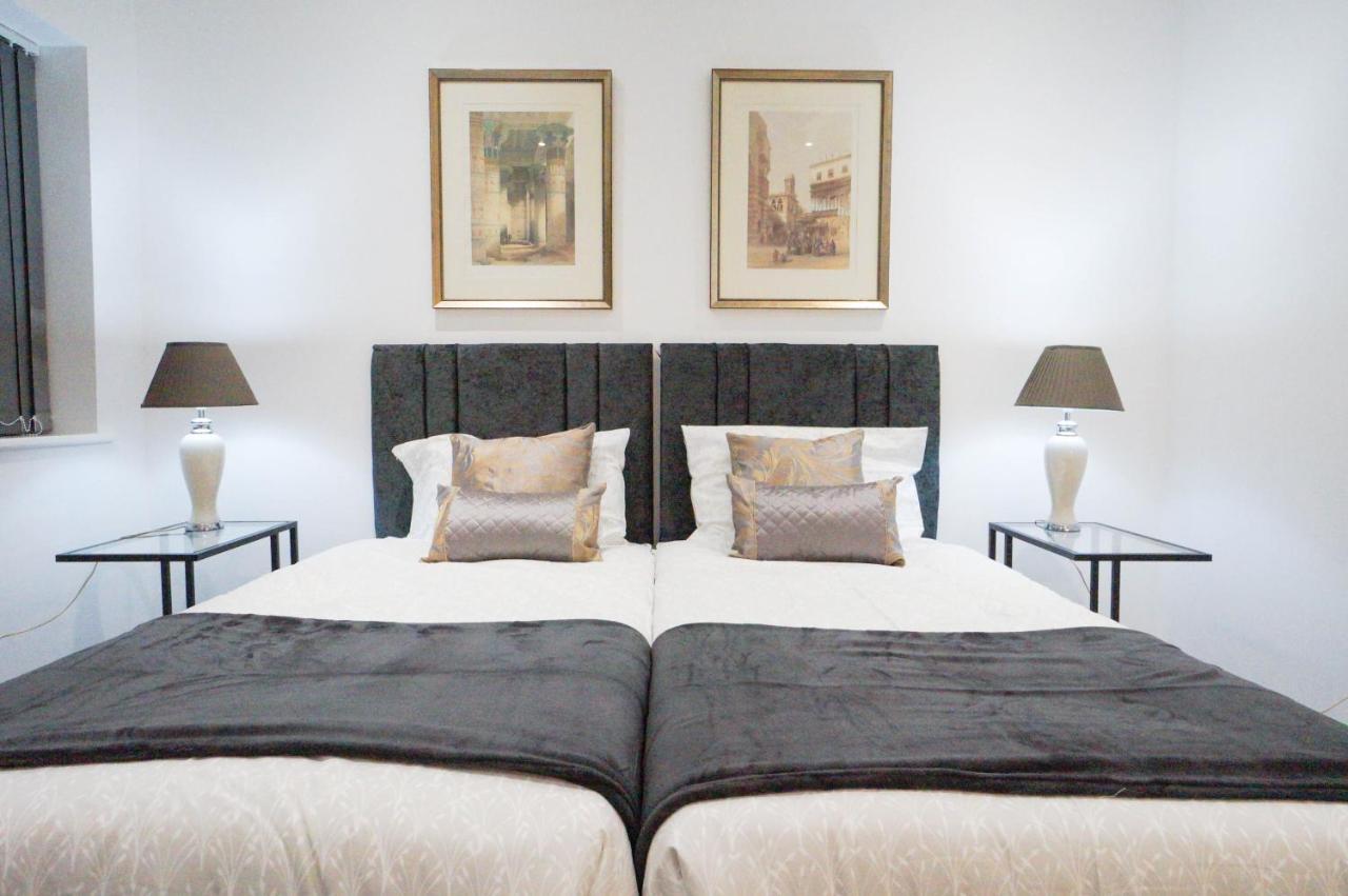 Premium Apartments Thatcham Broadway Екстер'єр фото